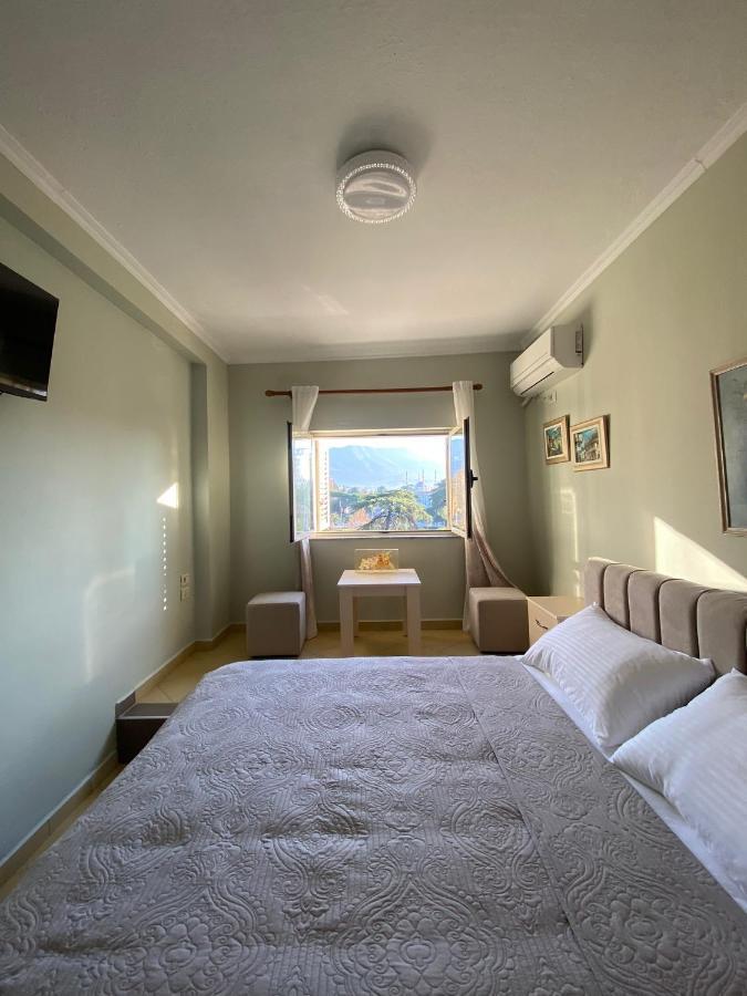 Central Park Rooms Tirana Exterior foto
