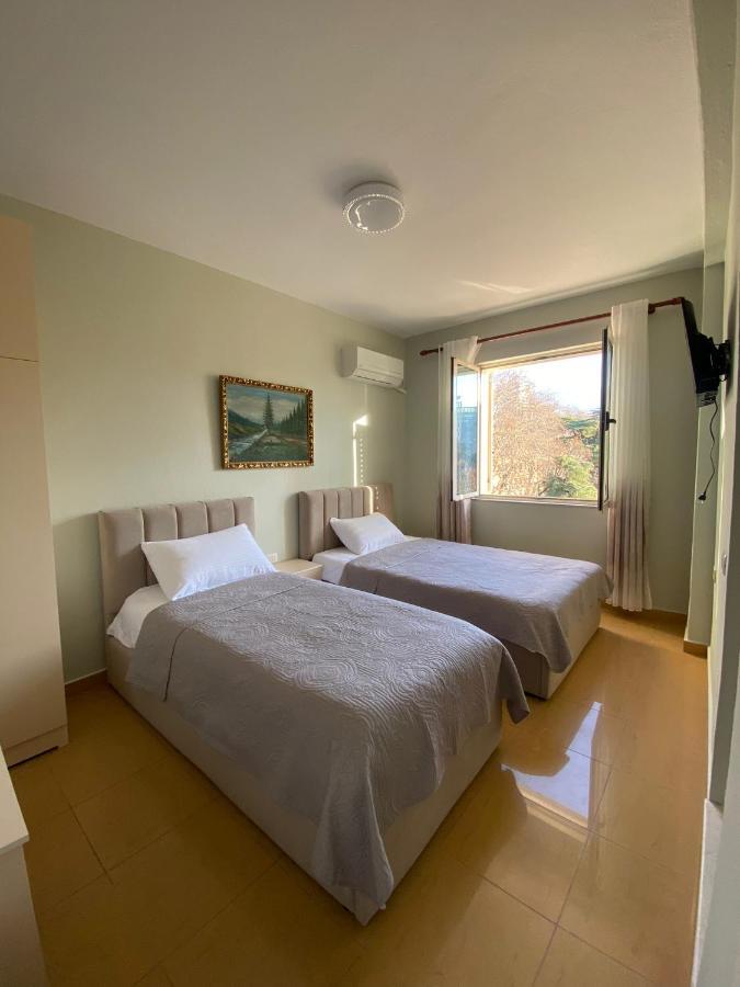 Central Park Rooms Tirana Exterior foto